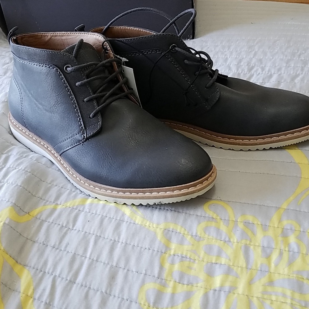 Mens dress shoes
